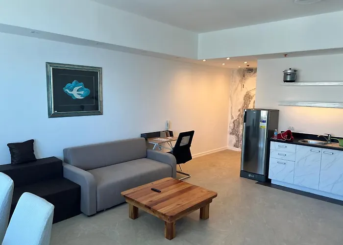Apartment La Mirada Residences Sea-view Lapu-Lapu City
