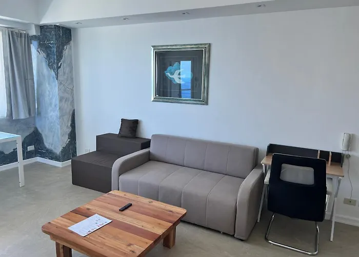 Apartment La Mirada Residences Sea-view Lapu-Lapu City
