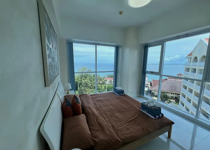 La Mirada Residences Sea-view Lägenhet