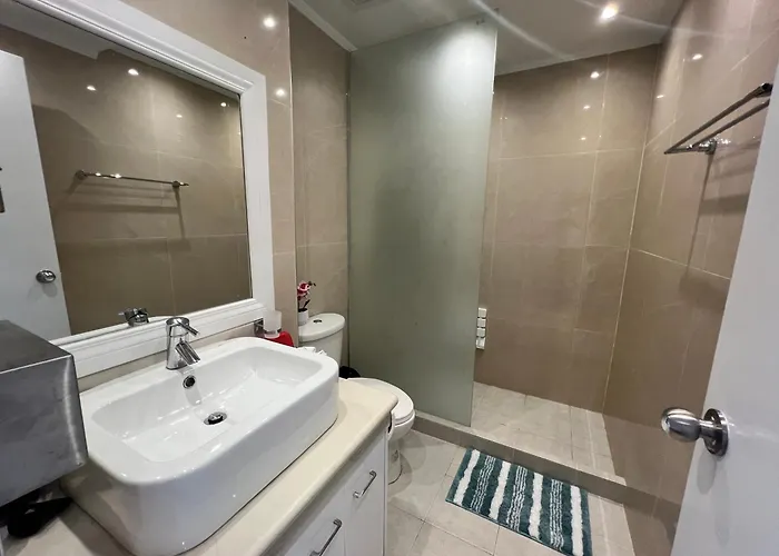 La Mirada Residences Sea-view Apartment Lapu-Lapu City