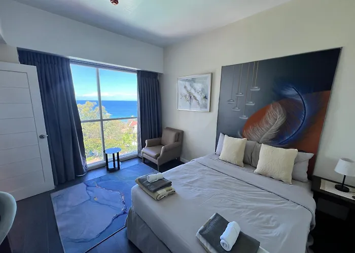 Apartment La Mirada Residences Sea-view Lapu-Lapu City