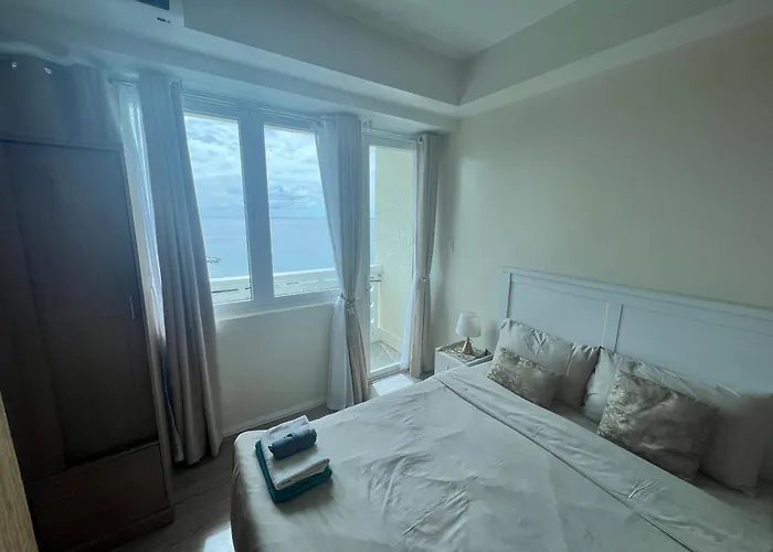 La Mirada Residences Sea-view